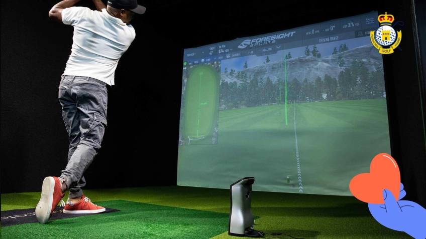 Prueba el deporte de moda en el simulador virtual de la Federación de Golf de Madrid